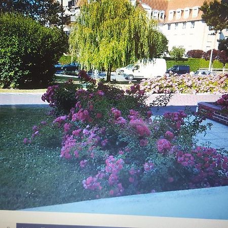 Chez Marilyn Apartamento Deauville Exterior foto